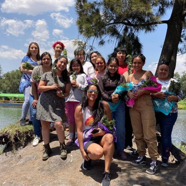 Grupo de Taller flotante Xochimilco